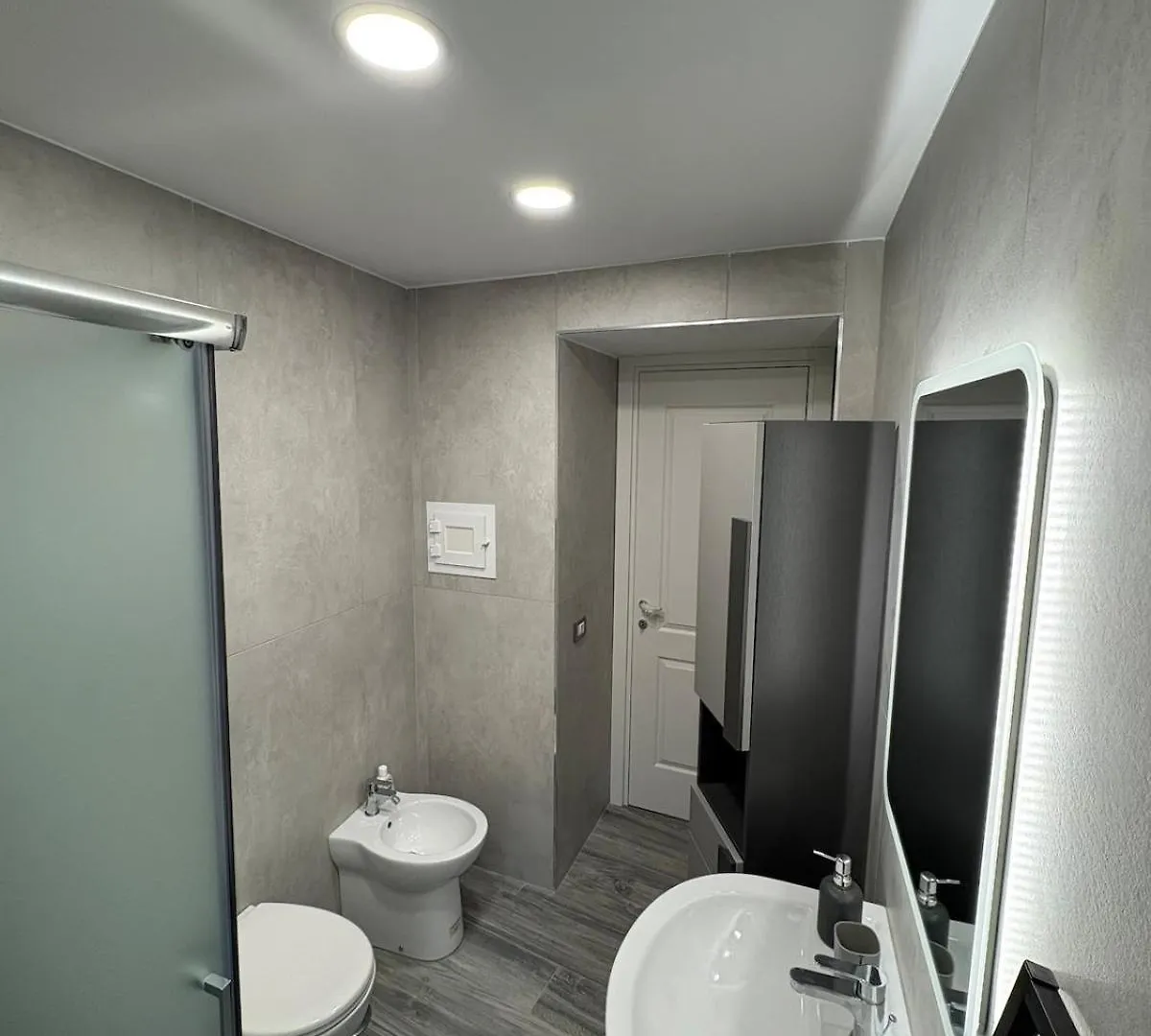 Doctor House Sanita Napoli Apartment
