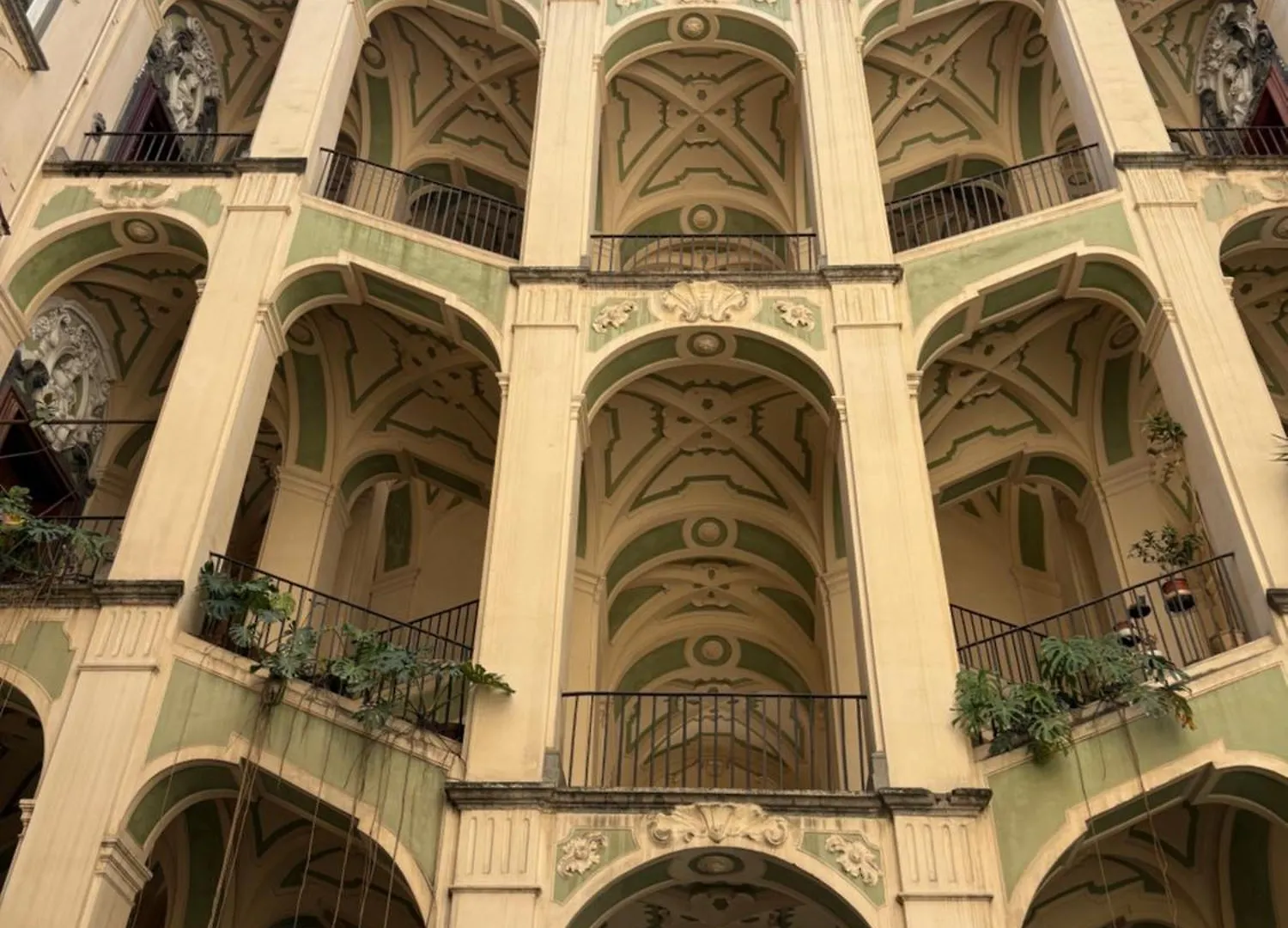 Doctor House Sanita Napoli Apartment Italy